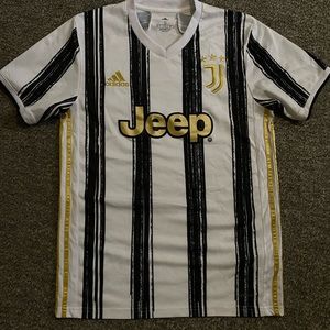 Juventus 2020/2021 home jersey